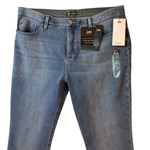 NWT Lee Slim Fit Straight Leg Mid-Rise Stretch Blue Jeans Womens Size 18 Short - Picture 3 of 9